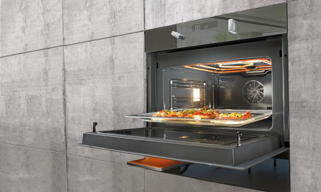 Духовой шкаф Gorenje BO758ORAW