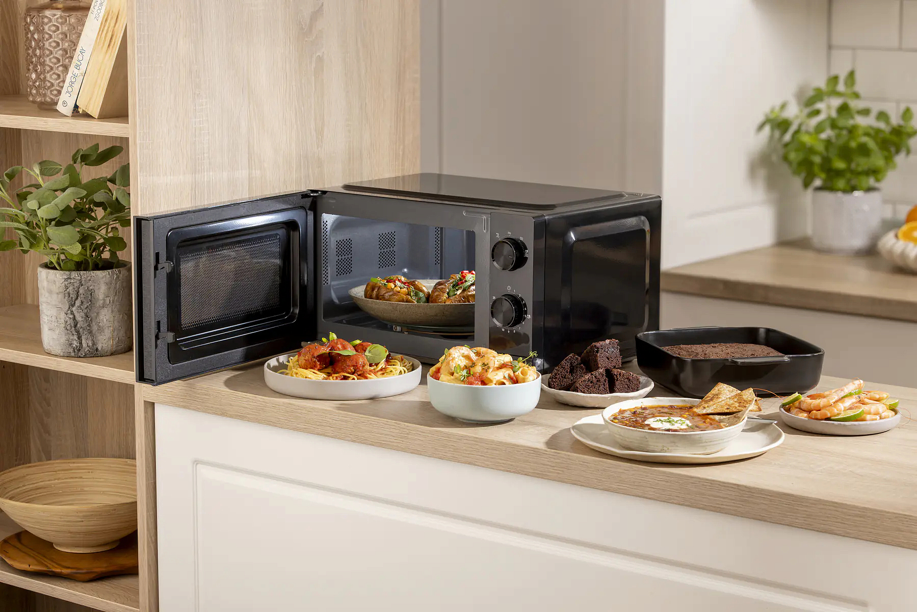 Микроволновая печь Gorenje MO20CE1B5 preview 17