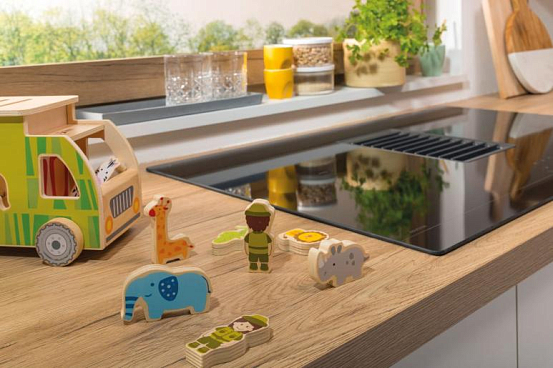 Независимая индукционная варочная панель с вытяжкой Gorenje HET949BSC preview 15