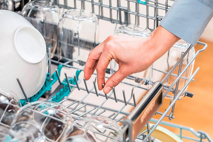 Встраиваемая посудомоечная машина Gorenje GV693C61AD preview 9