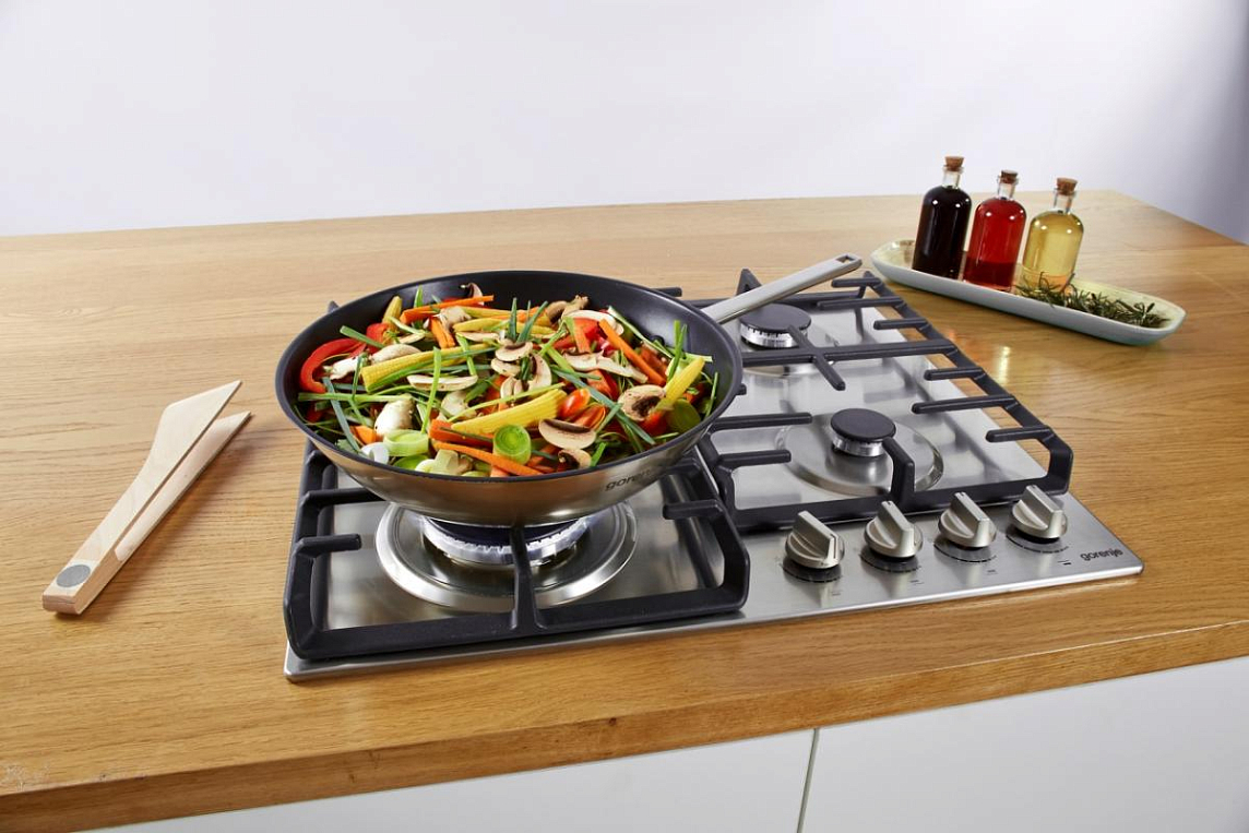 Газовая варочная панель Gorenje GTW641KB