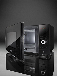 Микроволновая печь с грилем Gorenje SMO 23 DGB