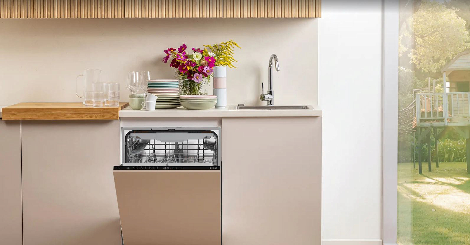Встраиваемая посудомоечная машина Gorenje GV16E3 preview 12
